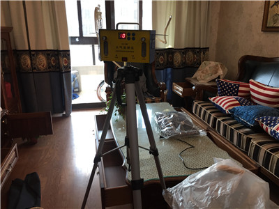 �f�ƽ���ƽ����ԃ�K�ݼ�ȩ�z�y�M��